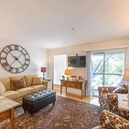 Downtown Nashville Riverfront Condo